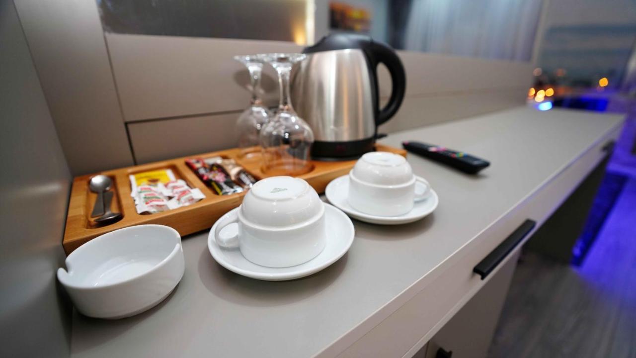 Aura Marina Hotel イスタンブール エクステリア 写真